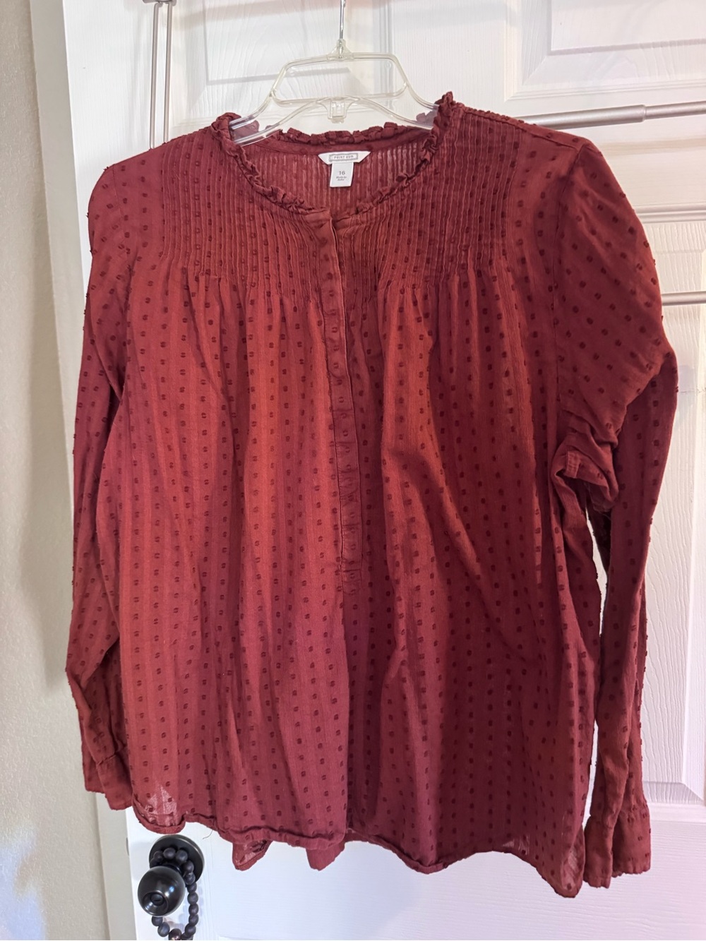 Long-Sleeve Textured Blouse in Rust